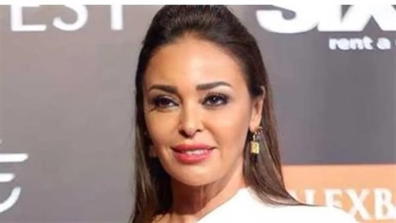 أدوار جريئة.. داليا البحيري تكشف كواليس تعاونها السينمائي مع المخرج رأفت الميهي